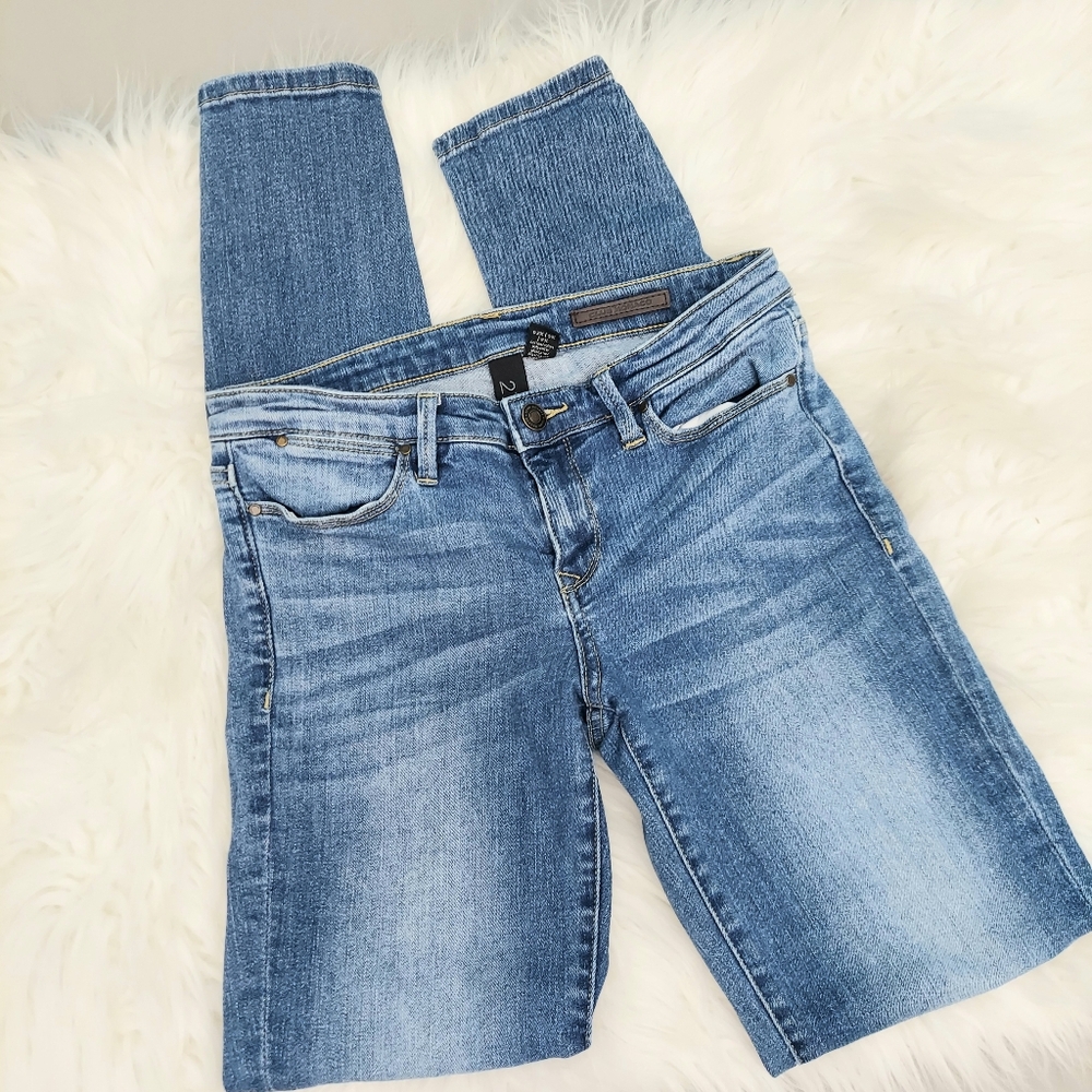 SZ 27 CLUB MONACO BLUE DENIM JEANS NO FLAWS 29" INS.